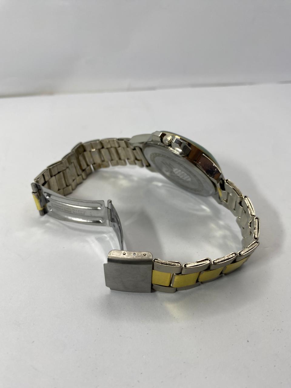 Moonston Premium Quartz - Gold & Silver Edition